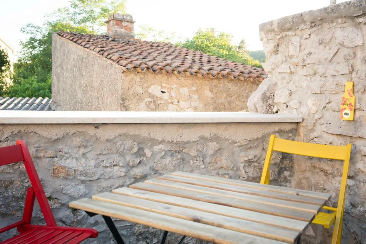 Kuca Za Odmor Bluzovi Apartamento Cres